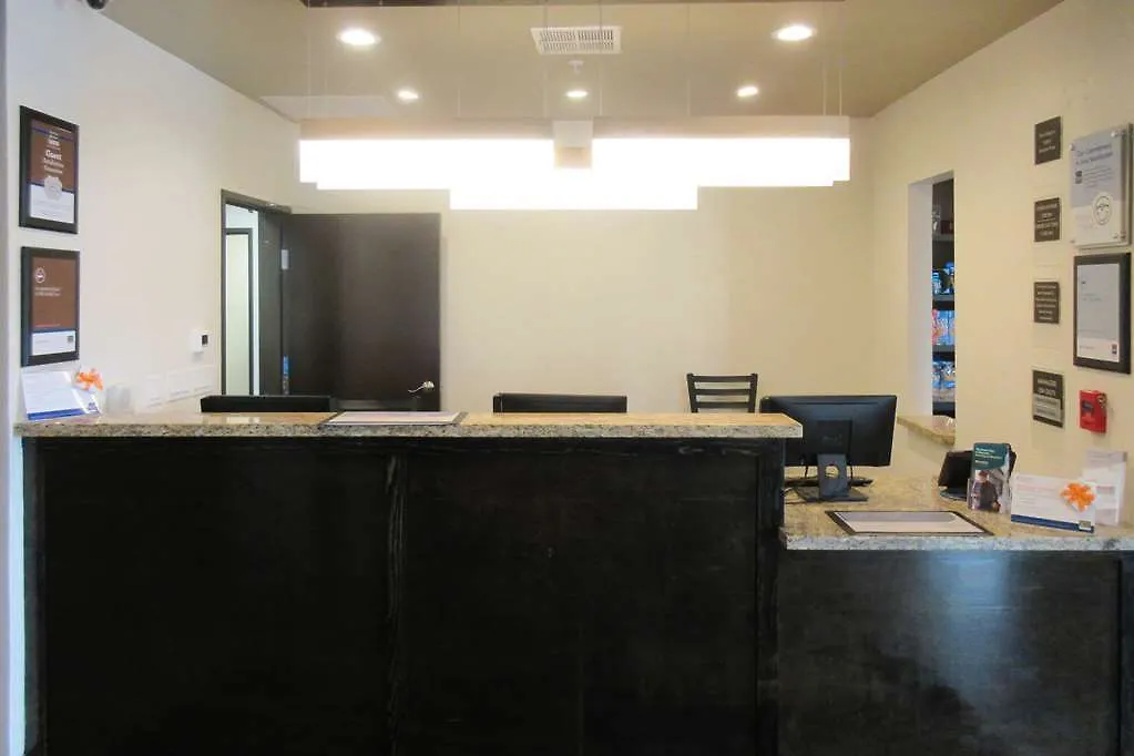 Hotel Mainstay Suites Denver International Airport